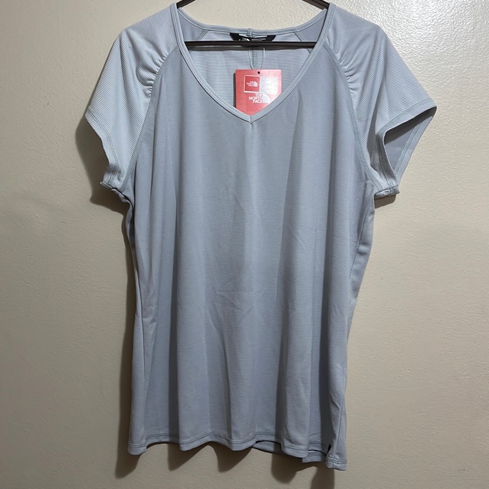 The North Face Windsor knit high rise short sleeve grey sz xl, nwt